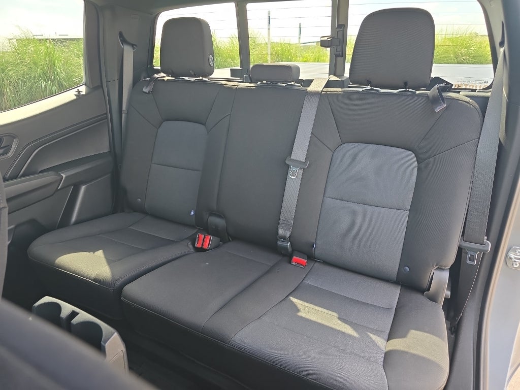 2025 Chevrolet Colorado WT/LT