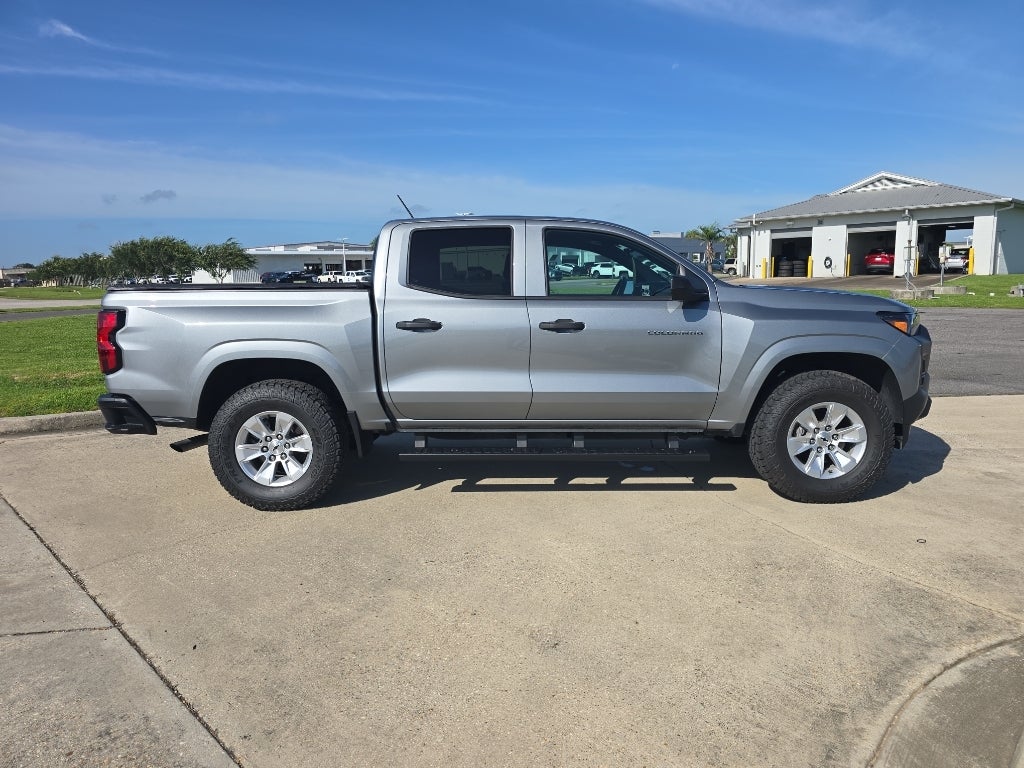 2025 Chevrolet Colorado WT/LT