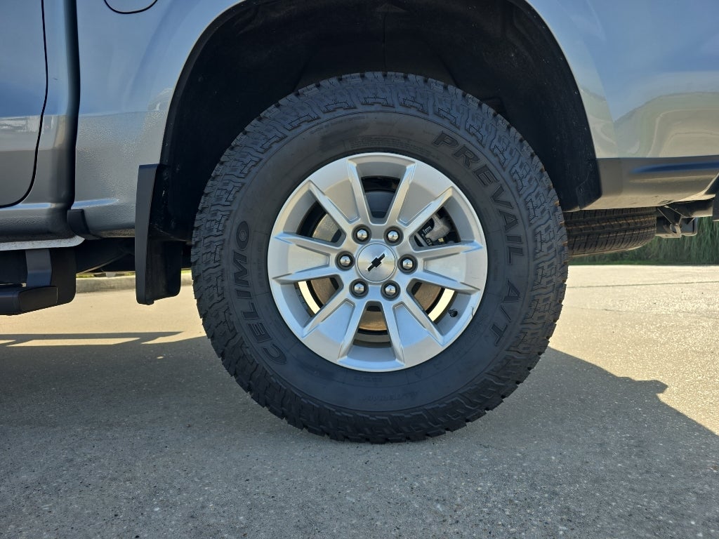 2025 Chevrolet Colorado WT/LT