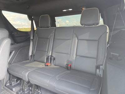 2025 GMC Yukon Elevation