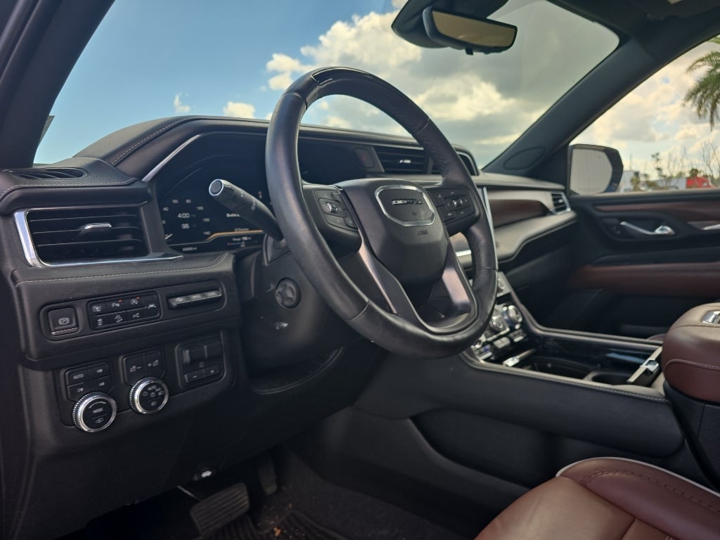 2023 GMC Yukon Denali Ultimate