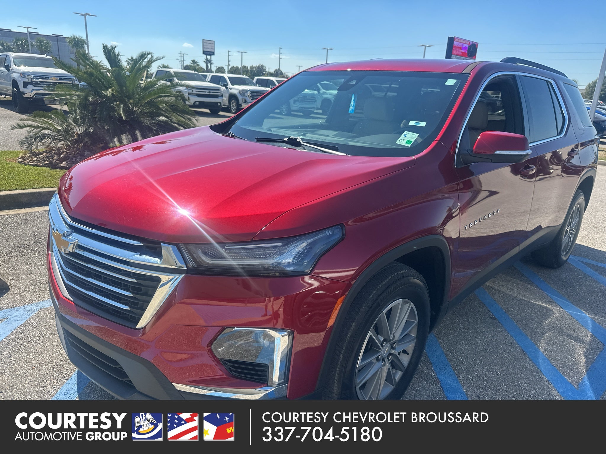 2023 Chevrolet Traverse LT Cloth