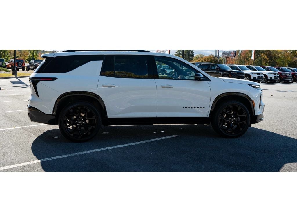 2024 Chevrolet Traverse RS
