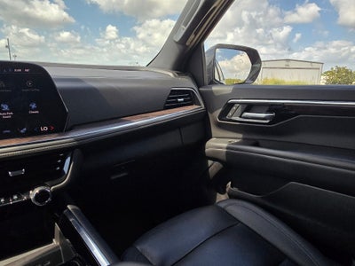 2025 Chevrolet Suburban Z71