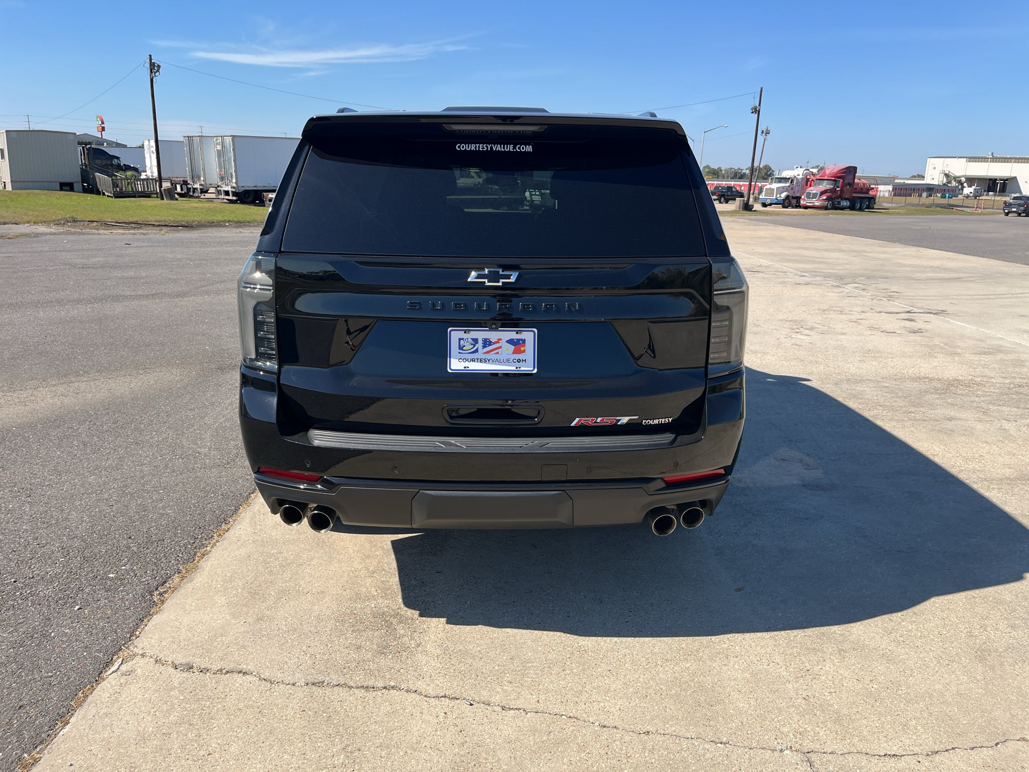 2025 Chevrolet Suburban RST