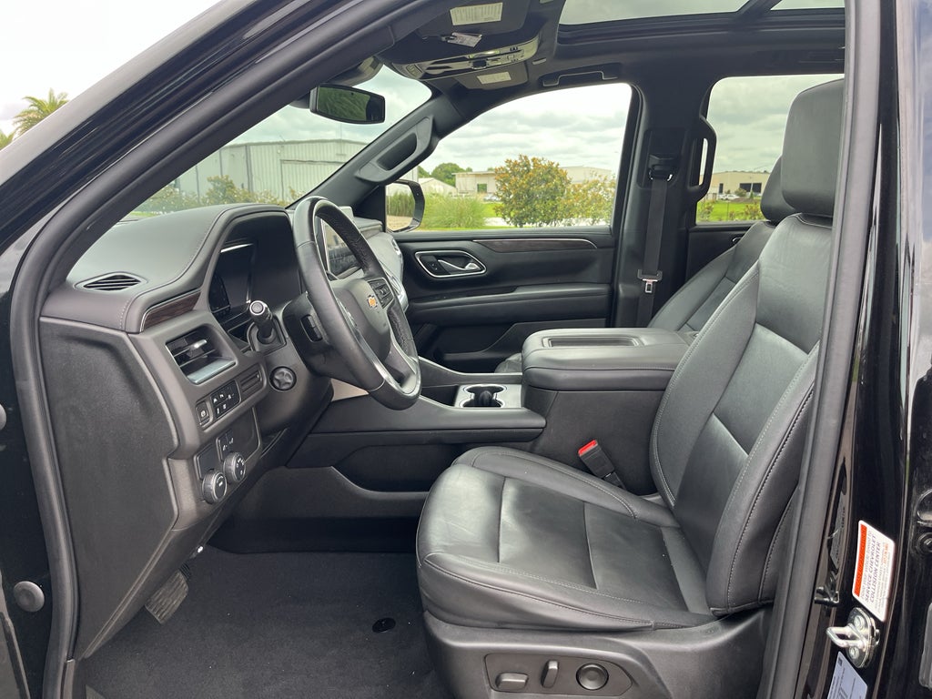 2023 Chevrolet Suburban LT
