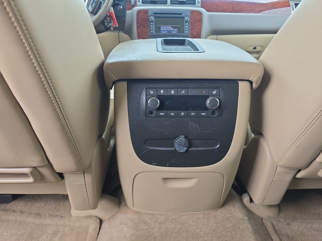 2011 Chevrolet Suburban LTZ