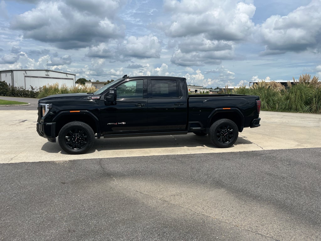 2025 GMC Sierra 2500 HD AT4