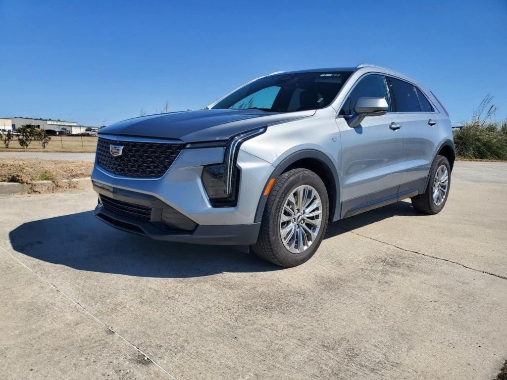 2024 Cadillac XT4 Premium Luxury