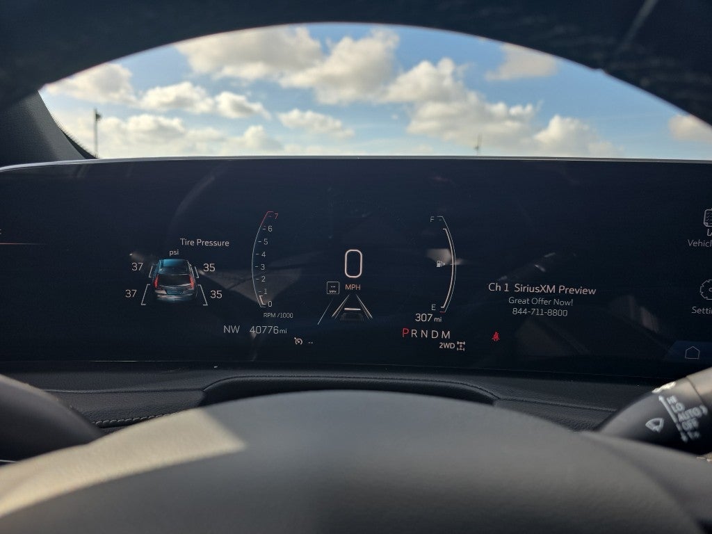 2024 Cadillac XT4 Premium Luxury