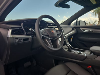 2026 Cadillac XT5 Luxury