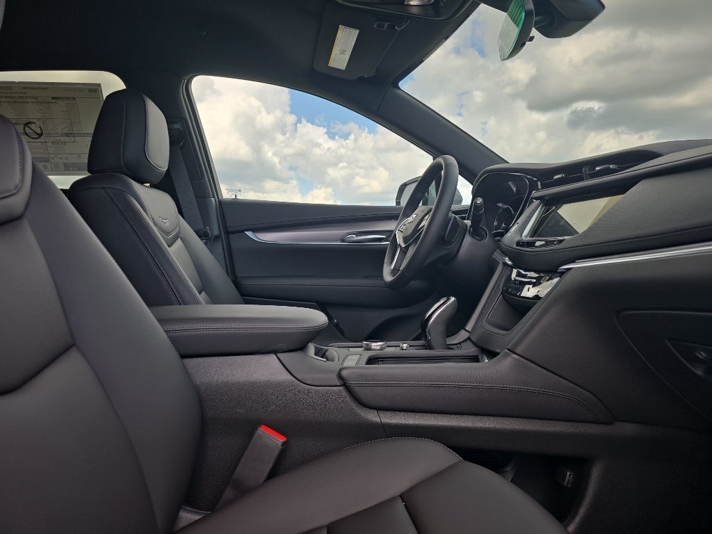 2026 Cadillac XT5 Luxury