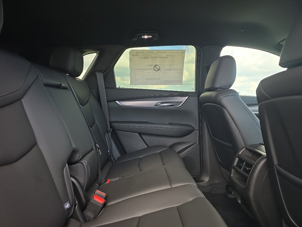 2026 Cadillac XT5 Luxury