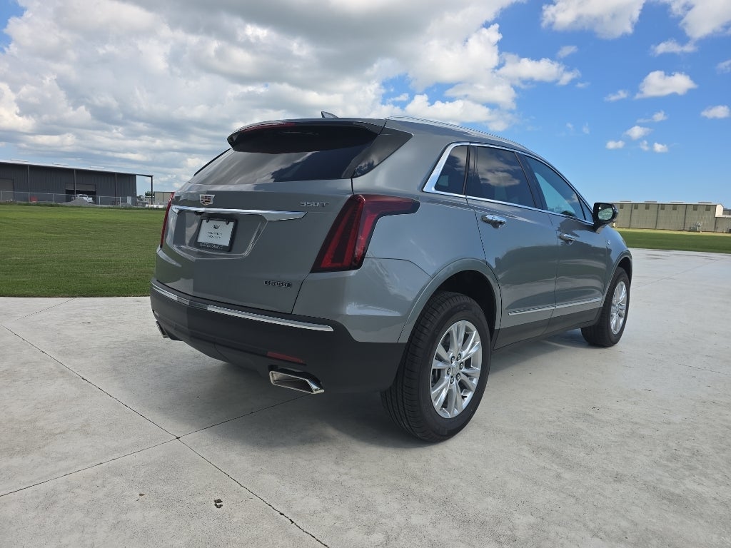2026 Cadillac XT5 Luxury