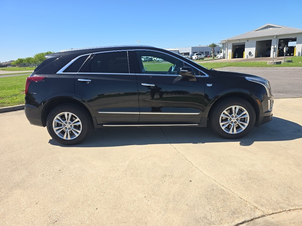 2022 Cadillac XT5 Luxury