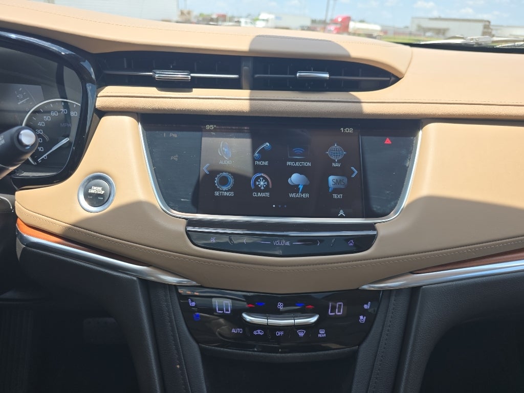 2019 Cadillac XT5 Platinum AWD