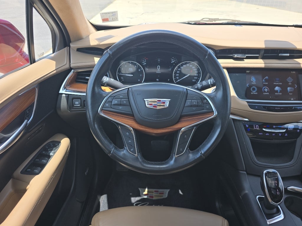 2019 Cadillac XT5 Platinum AWD