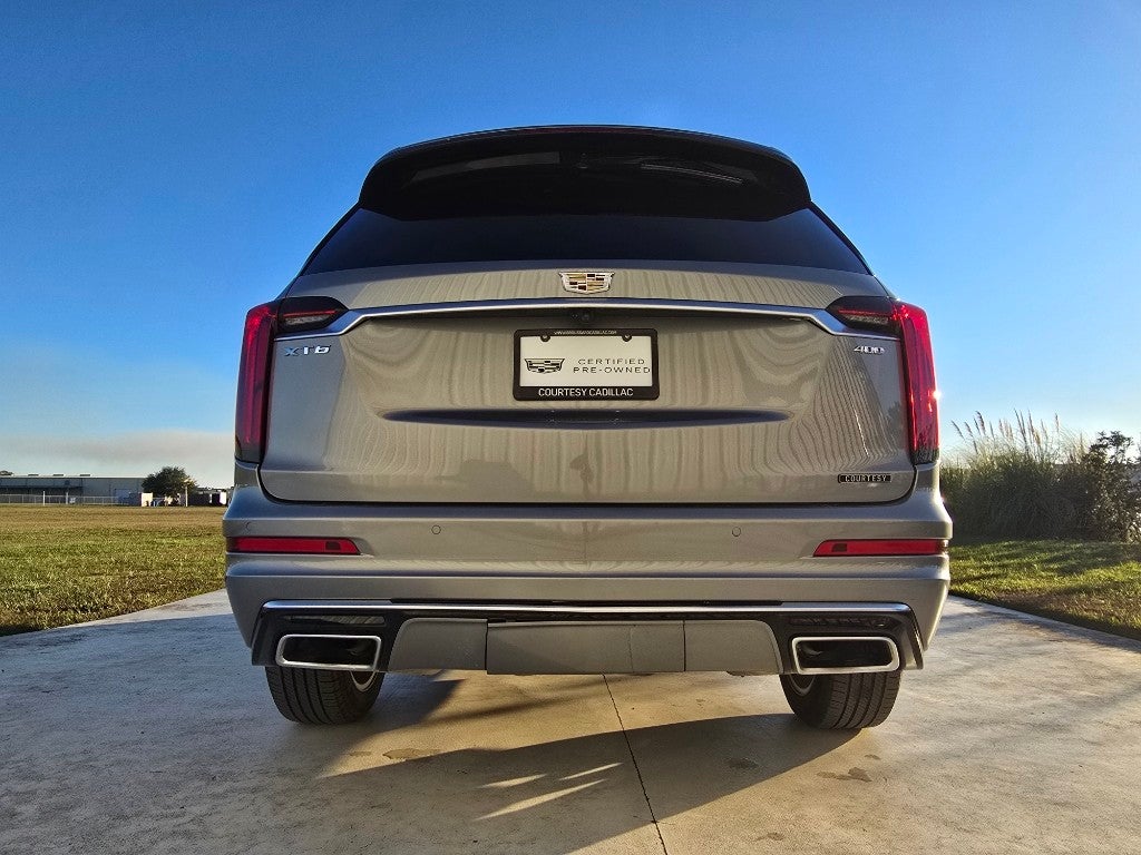 2025 Cadillac XT6 Premium Luxury