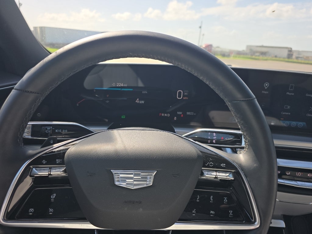 2024 Cadillac LYRIQ Luxury 1