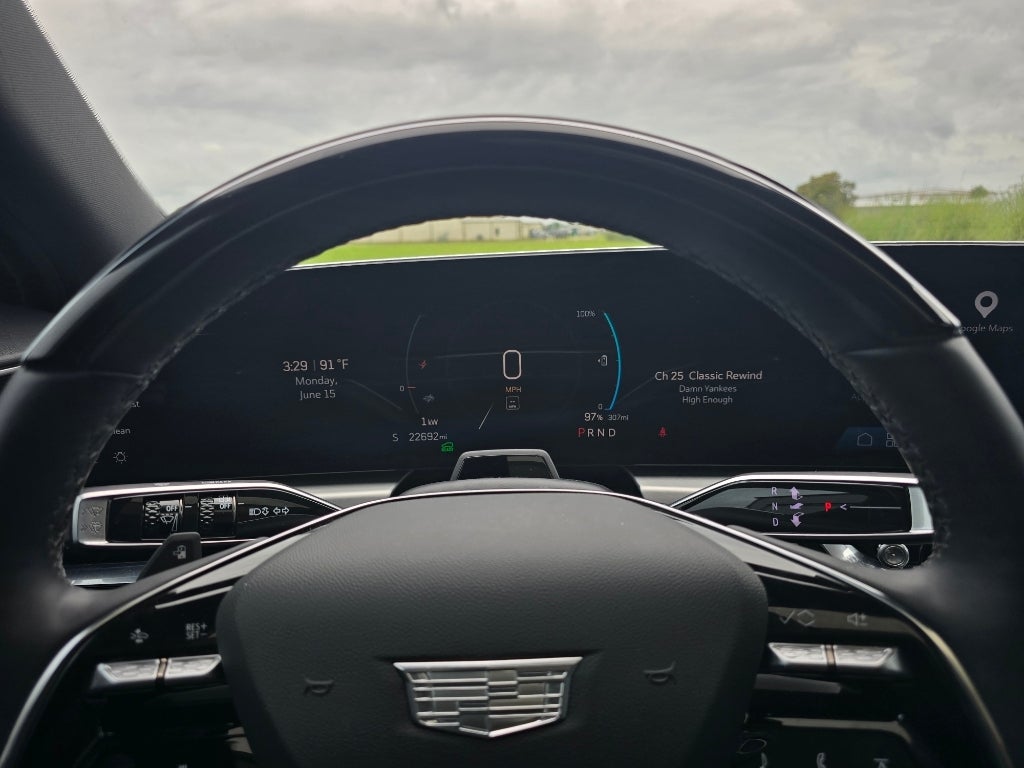 2024 Cadillac LYRIQ Luxury 3