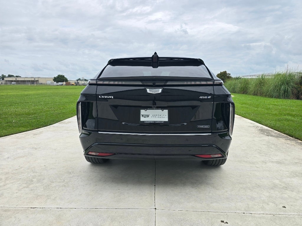 2024 Cadillac LYRIQ Luxury 3