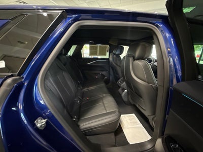 2025 Cadillac LYRIQ Sport 1