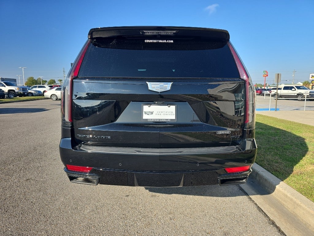 2024 Cadillac Escalade Sport