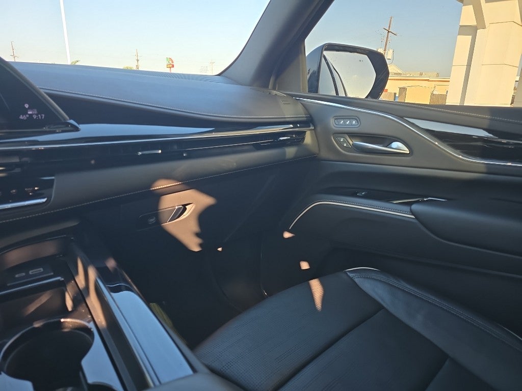 2024 Cadillac Escalade Sport