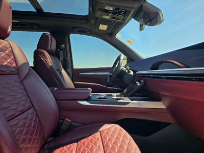 2025 Cadillac Escalade Premium Luxury