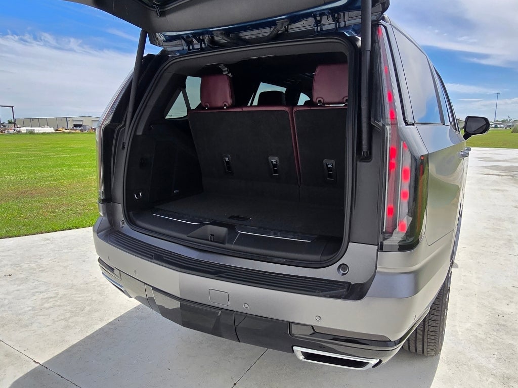 2025 Cadillac Escalade Premium Luxury