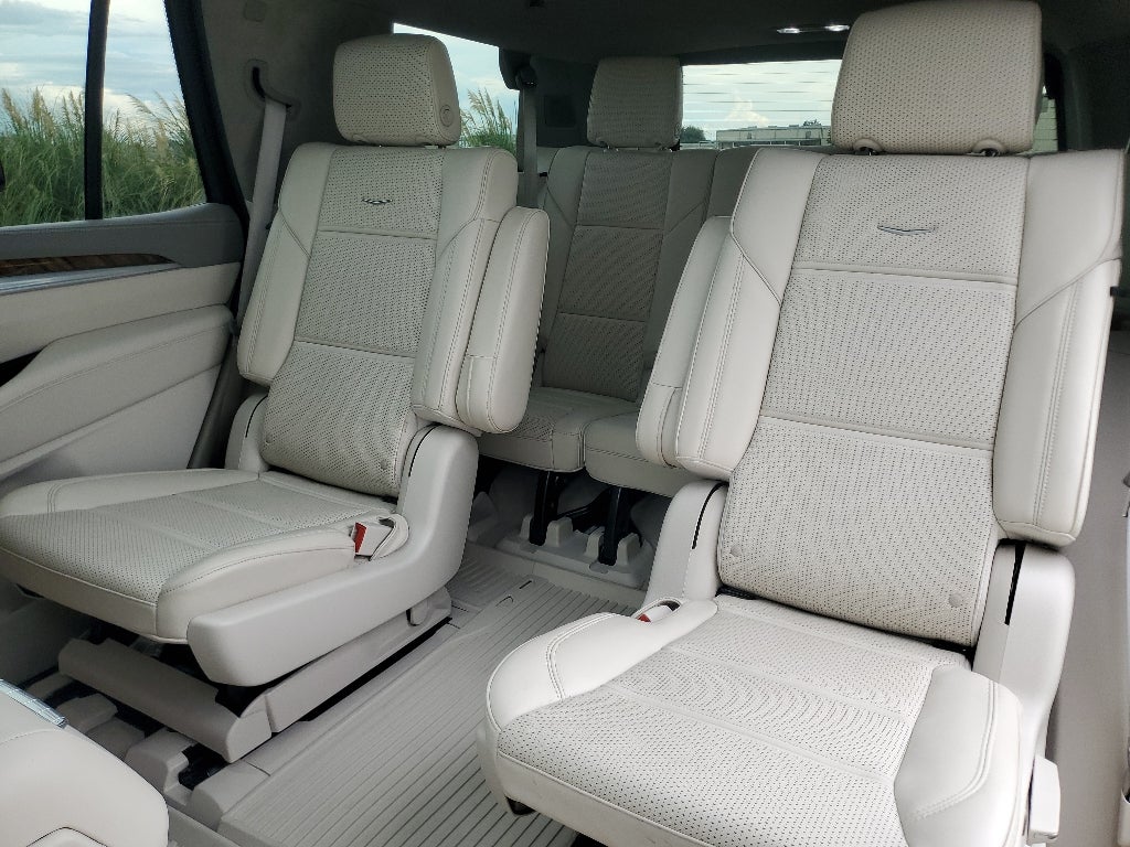 2025 Cadillac Escalade Sport Platinum