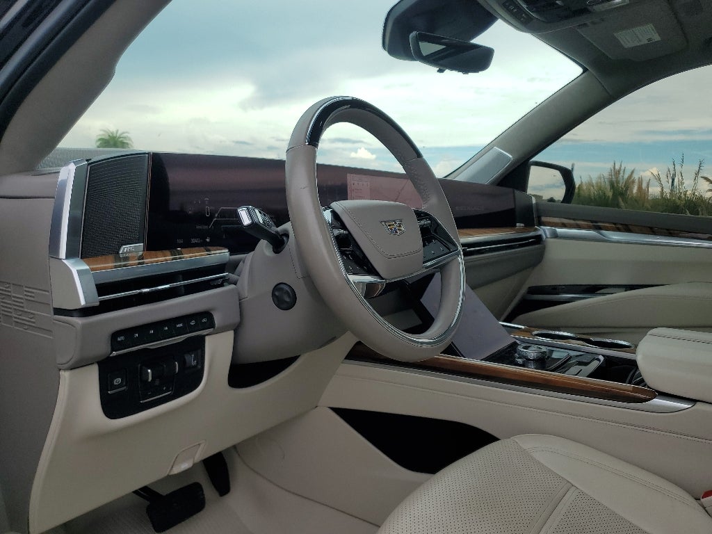 2025 Cadillac Escalade Sport Platinum