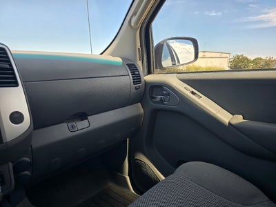 2014 Nissan Frontier SV