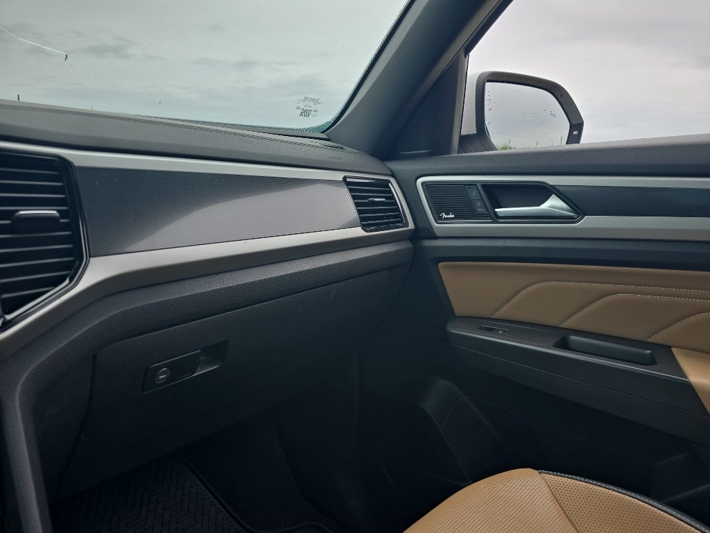 2023 Volkswagen Atlas Cross Sport 3.6L V6 SEL Premium R-Line