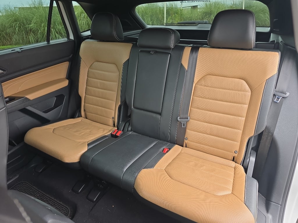 2023 Volkswagen Atlas Cross Sport 3.6L V6 SEL Premium R-Line