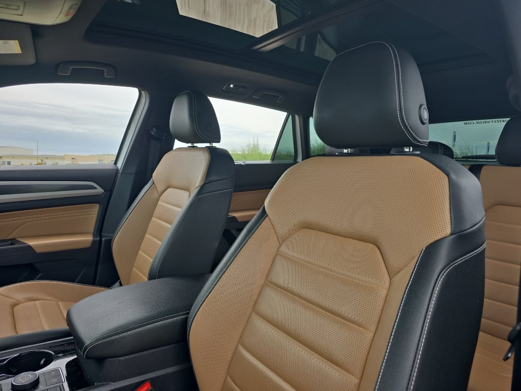 2023 Volkswagen Atlas Cross Sport 3.6L V6 SEL Premium R-Line