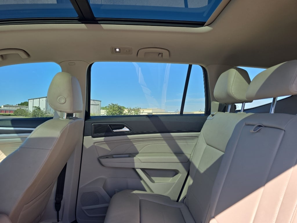 2023 Volkswagen Atlas 3.6L V6 SE w/Technology