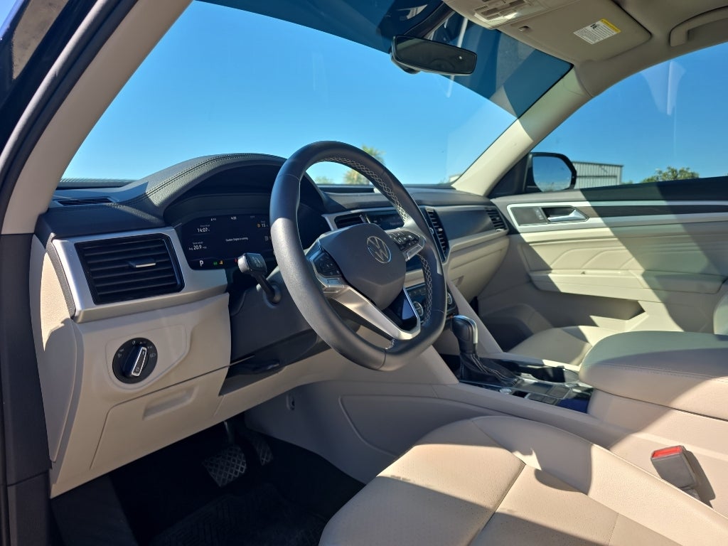 2023 Volkswagen Atlas 3.6L V6 SE w/Technology