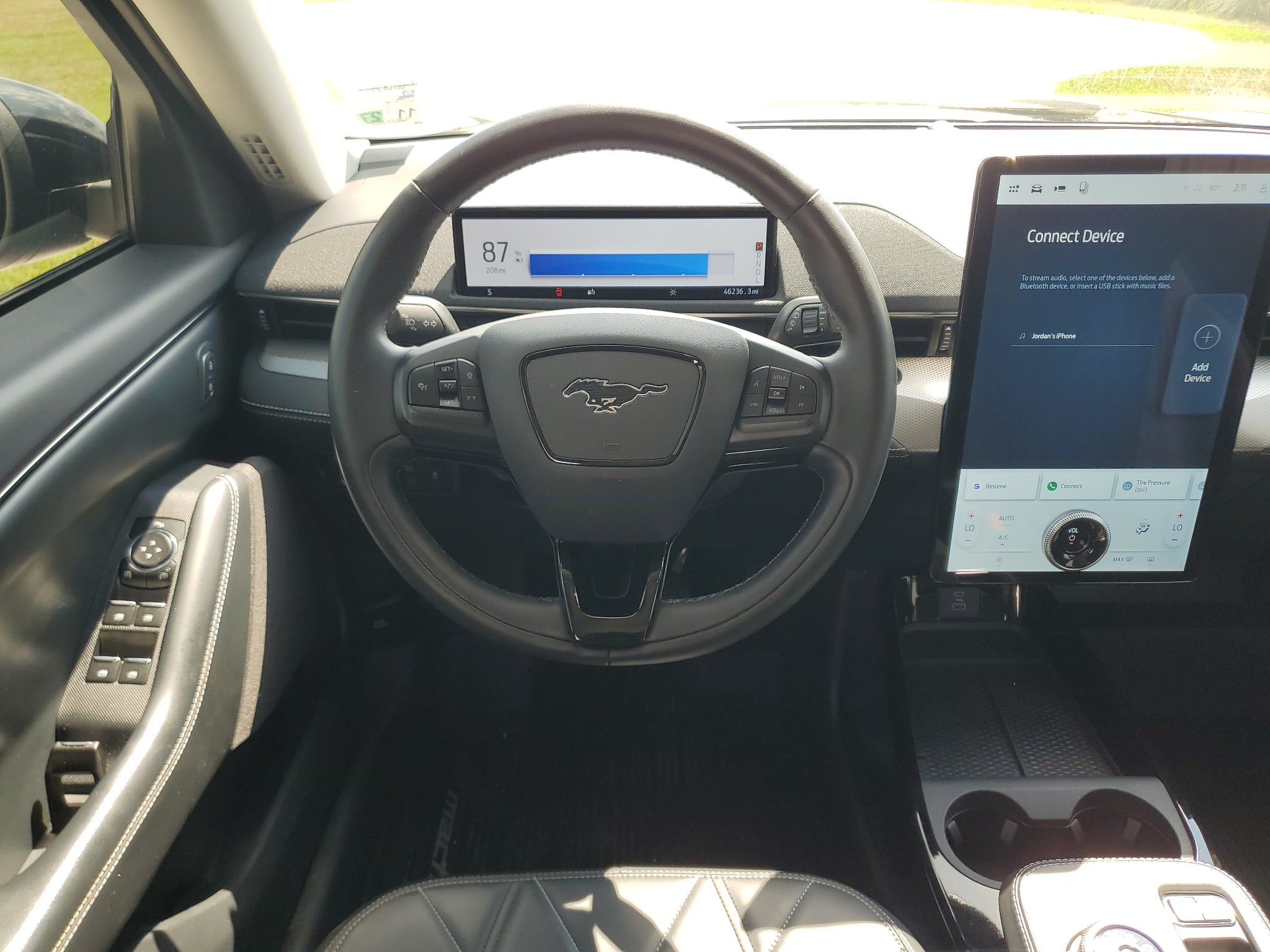 2022 Ford Mustang Mach-E Select