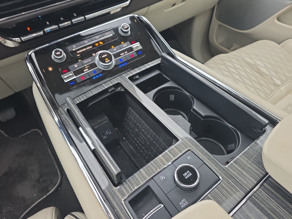 2023 Lincoln Navigator L Black Label