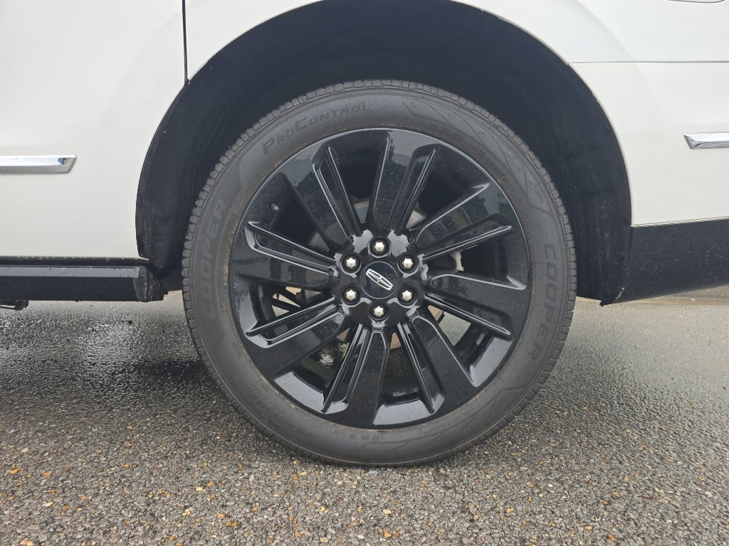 2023 Lincoln Navigator L Black Label