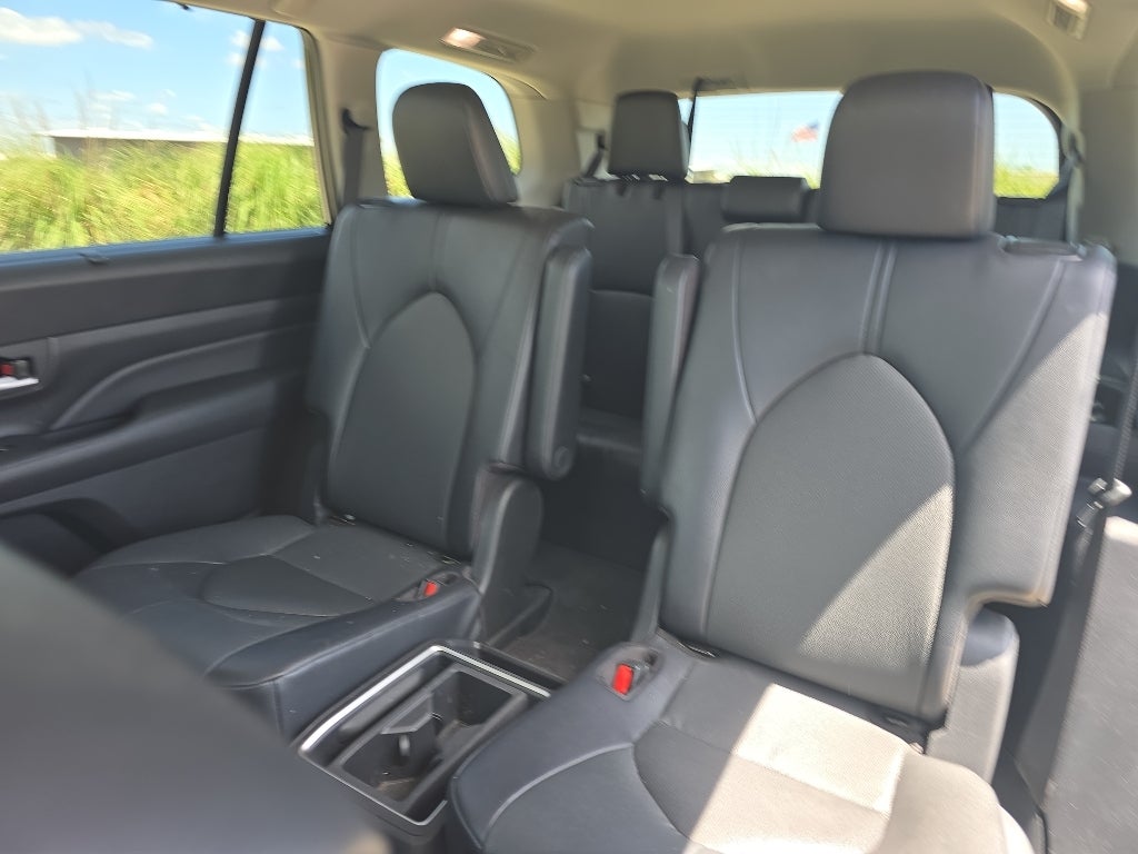 2025 Toyota Grand Highlander Hybrid XLE