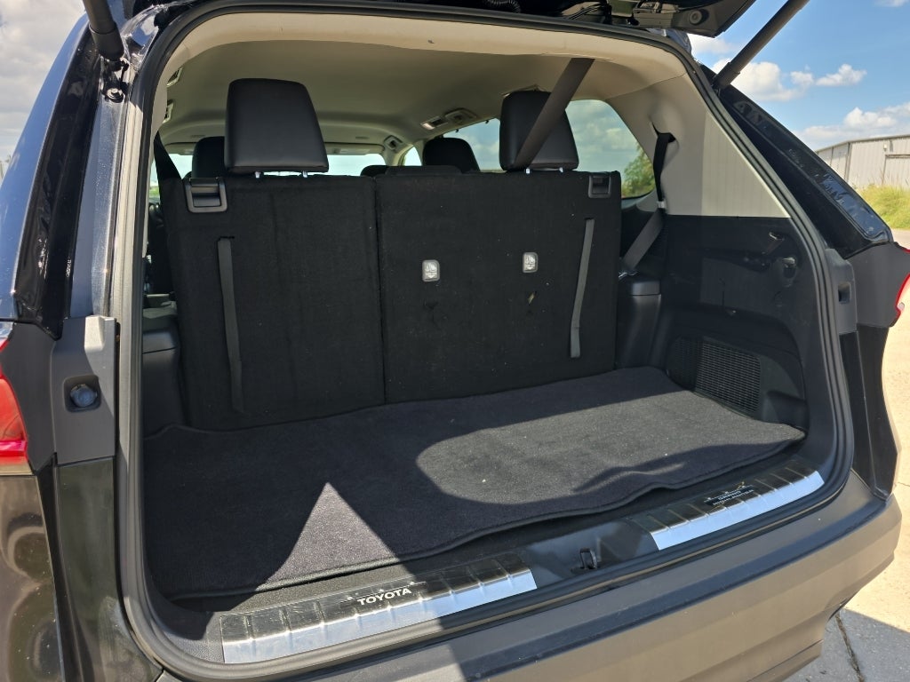 2025 Toyota Grand Highlander Hybrid XLE