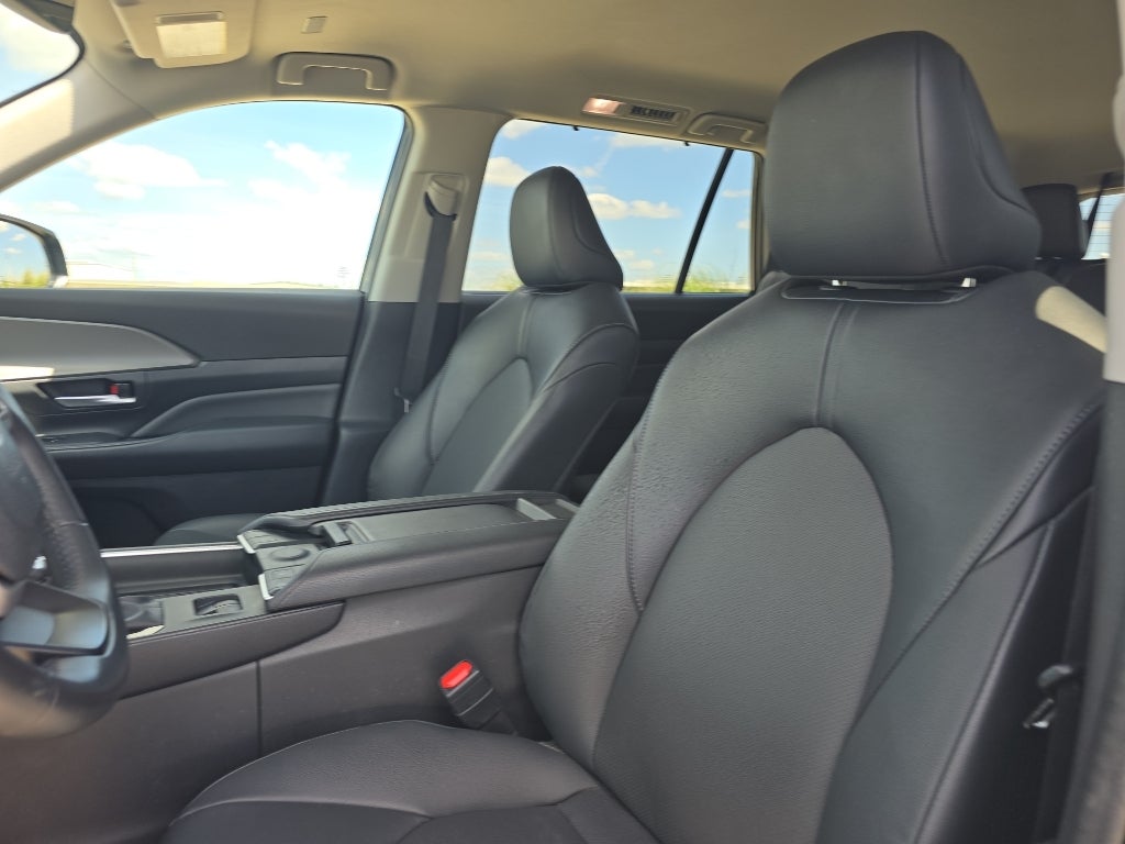2025 Toyota Grand Highlander Hybrid XLE