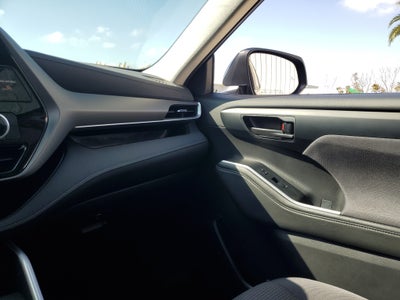 2025 Toyota Highlander LE