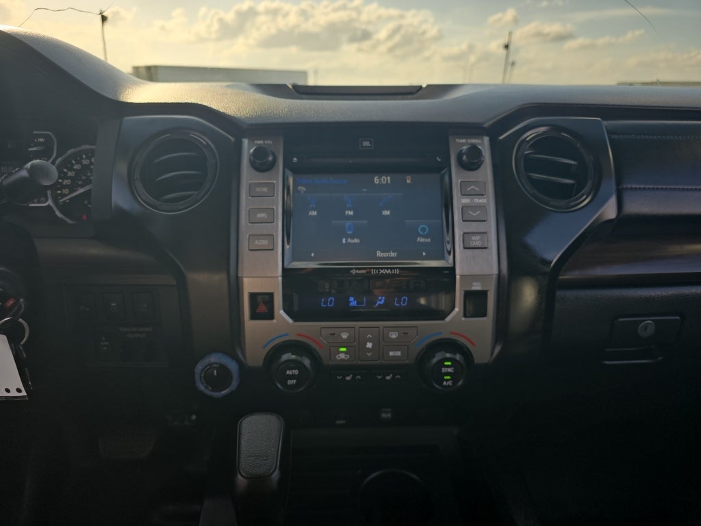 2018 Toyota Tundra 4WD SR5