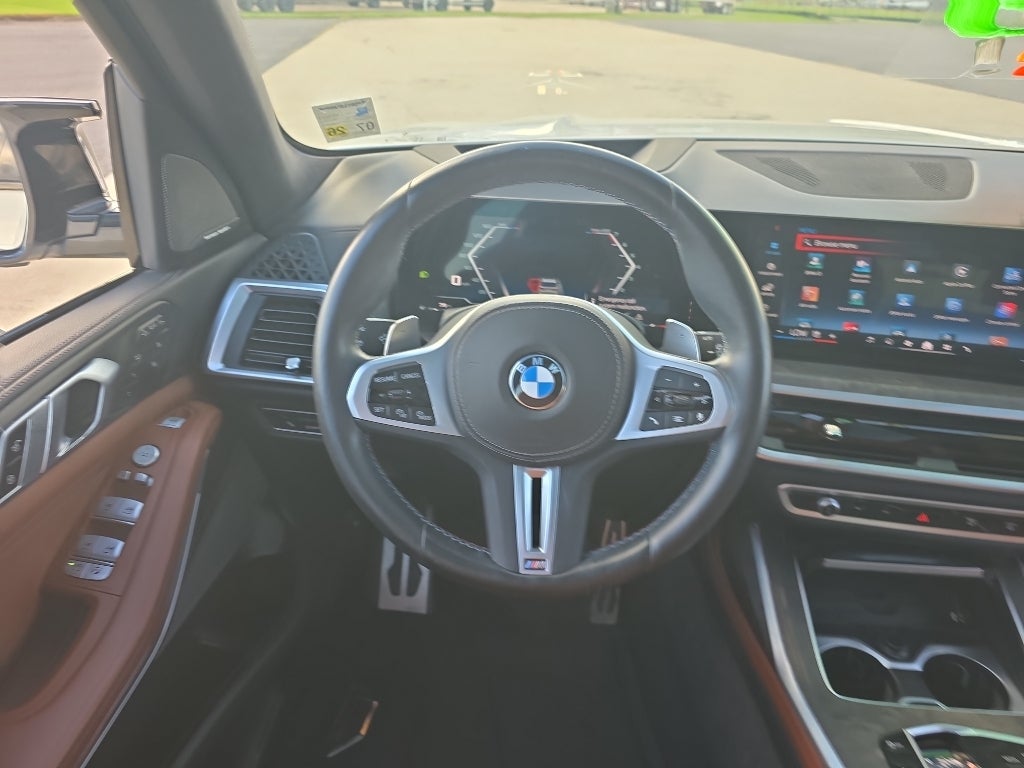 2024 BMW X7 M60i