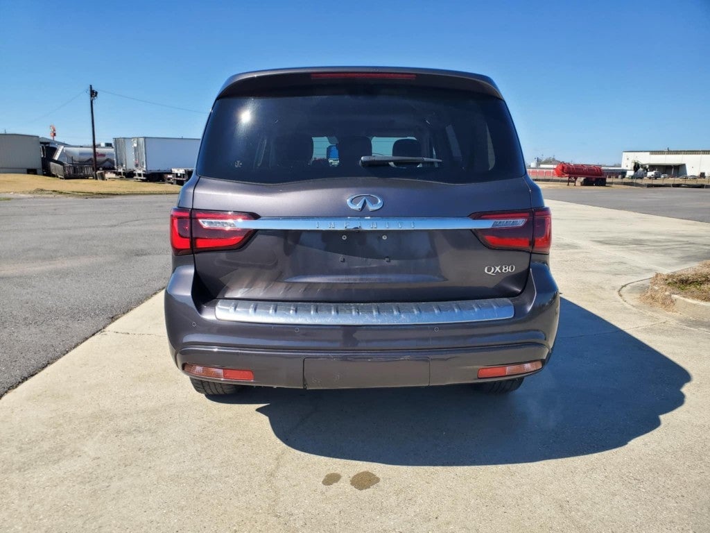 2024 INFINITI QX80 LUXE