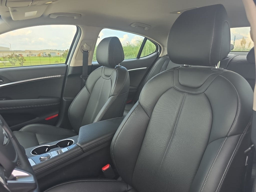 2025 Genesis G70 2.5T