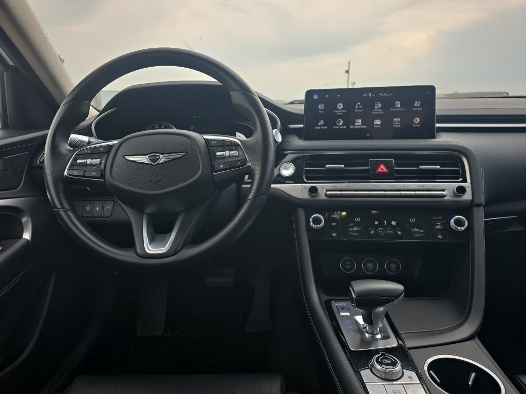 2025 Genesis G70 2.5T